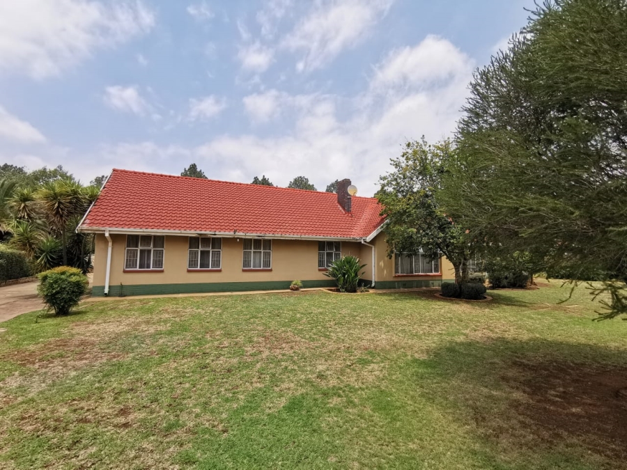 4 Bedroom Property for Sale in Stilfontein Ext 3 North West